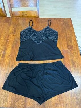 Flor by Flora Nikrooz Women's Black Lace-Trim Cami & Short Sleep Set